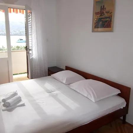 By The Sea Lejlighed